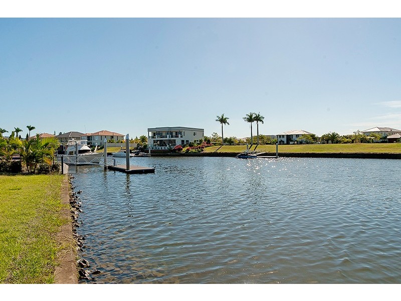 2209 Taromeo Court, Hope Island QLD 4212