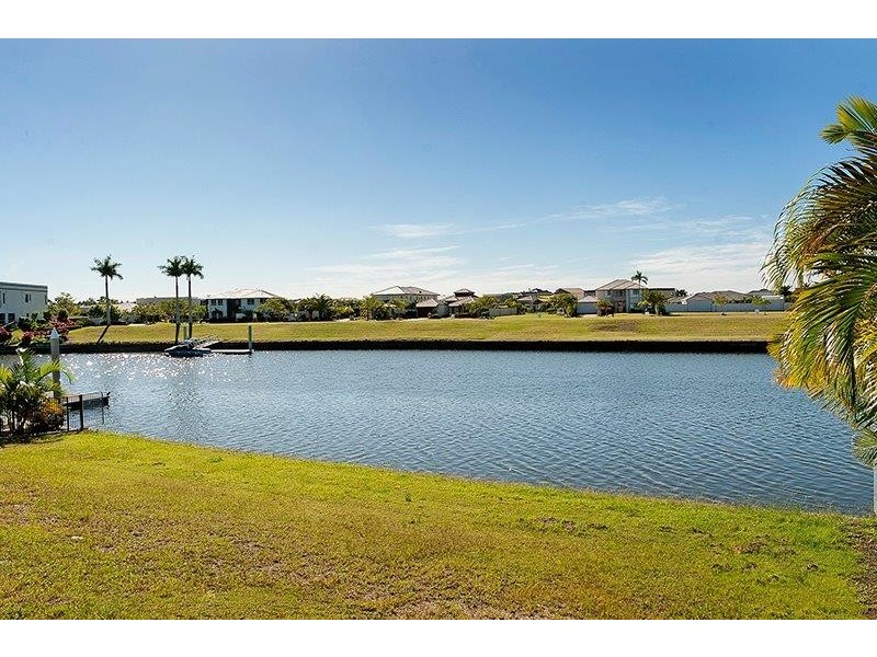 2209 Taromeo Court, Hope Island QLD 4212