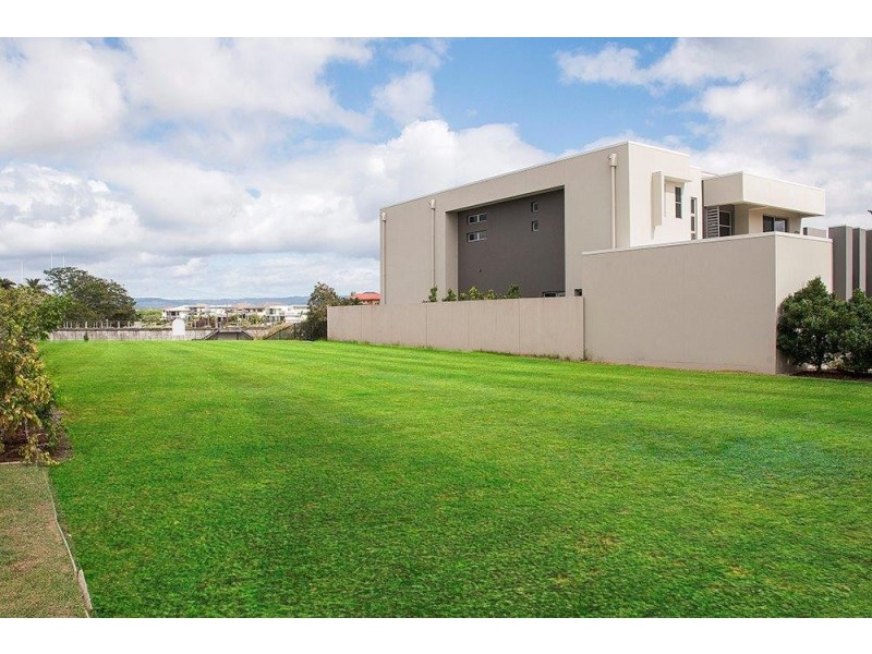 7421 Ellensbrook Drive, Hope Island QLD 4212