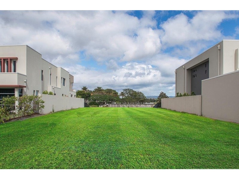 7421 Ellensbrook Drive, Hope Island QLD 4212