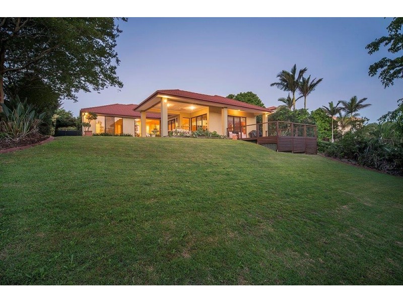 3147 Riverleigh Drive, Hope Island QLD 4212