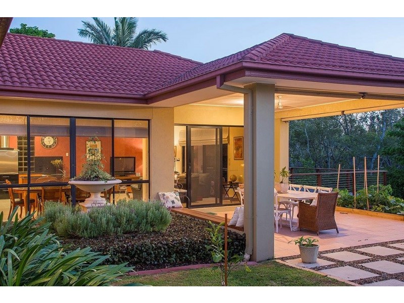 3147 Riverleigh Drive, Hope Island QLD 4212