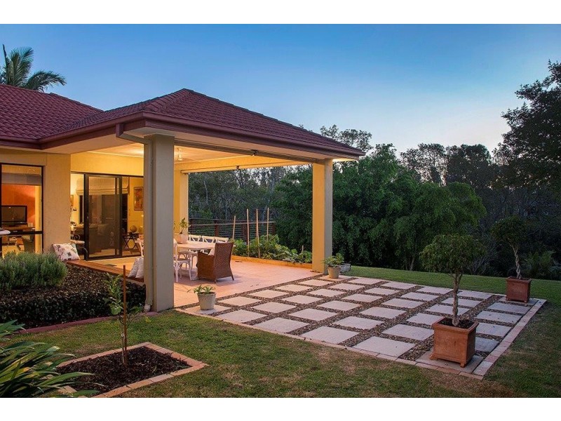 3147 Riverleigh Drive, Hope Island QLD 4212