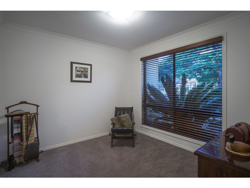 3147 Riverleigh Drive, Hope Island QLD 4212