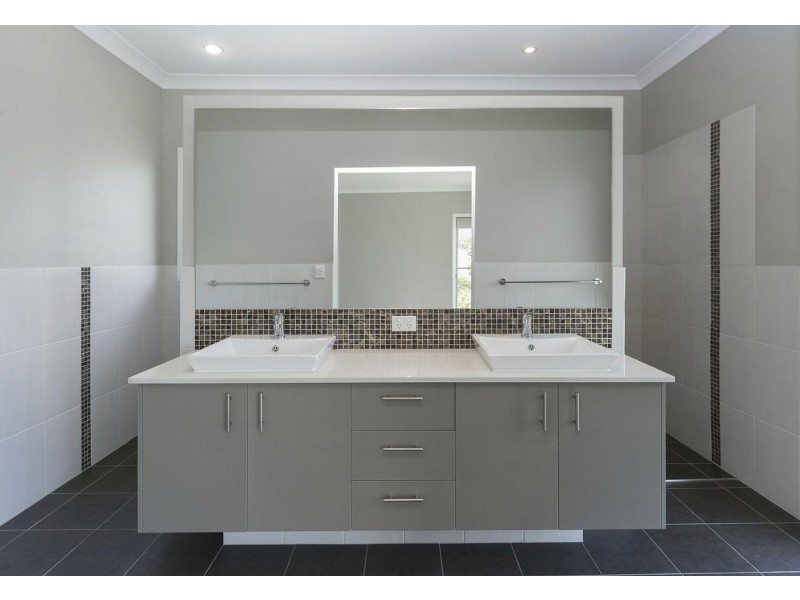 6167 Murten Court, Hope Island QLD 4212