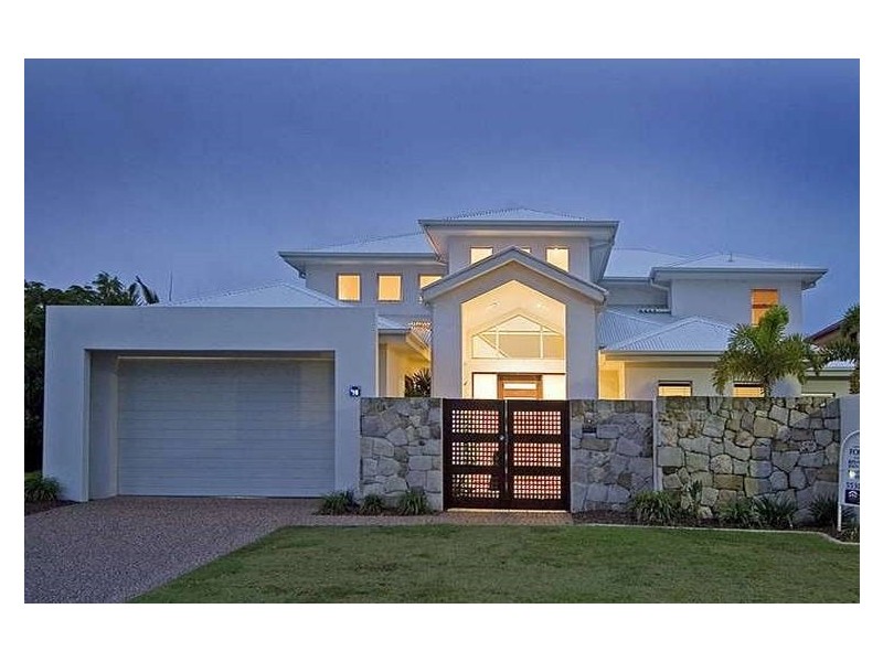 16 Eastpark Waters, Helensvale QLD 4212