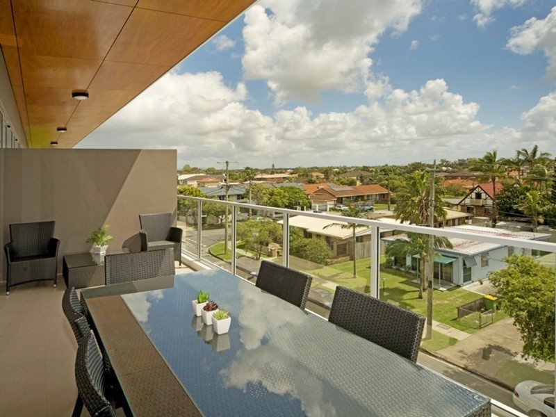 303/14 Bruce Avenue, Paradise Point QLD 4216