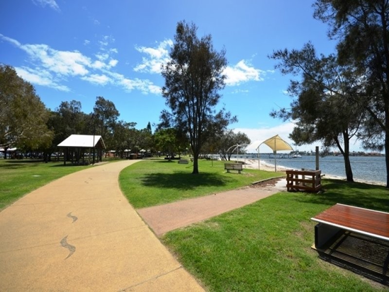 303/14 Bruce Avenue, Paradise Point QLD 4216