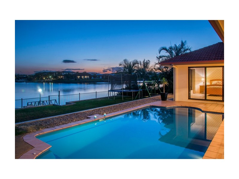 26 The Peninsula, Helensvale QLD 4212