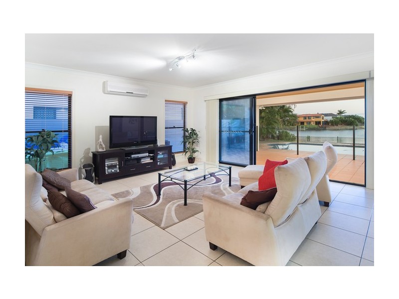 26 The Peninsula, Helensvale QLD 4212