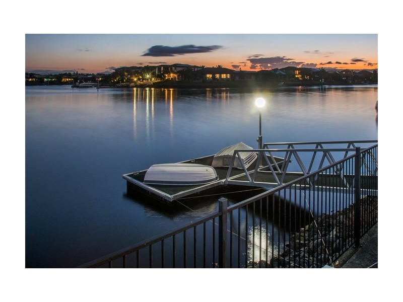 26 The Peninsula, Helensvale QLD 4212