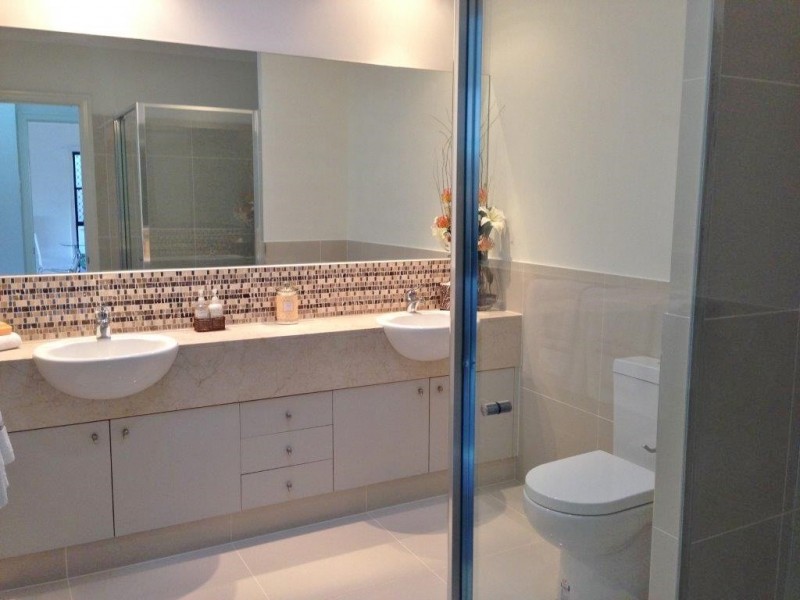 535 Oyster Cove Promenade, Helensvale QLD 4212