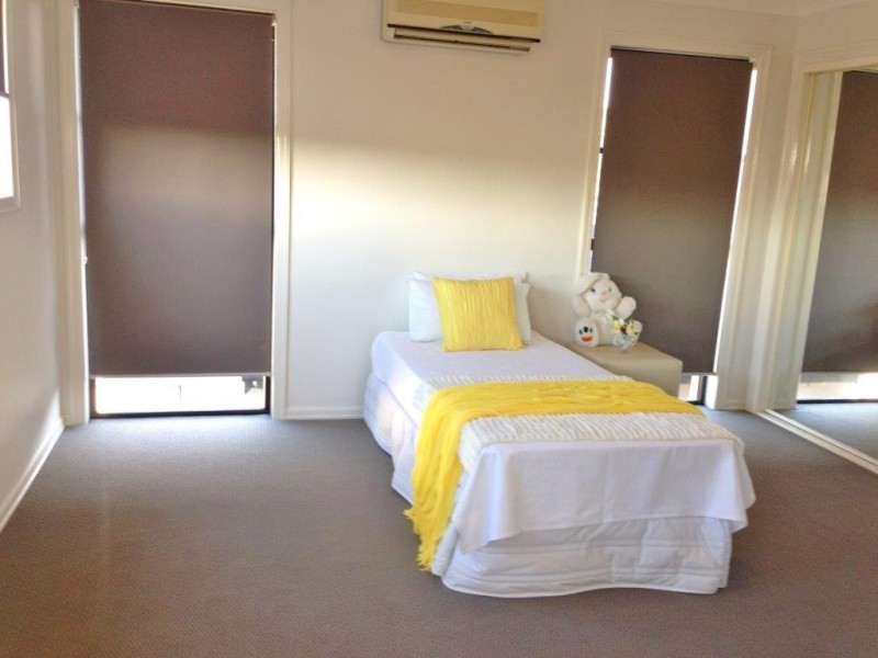 535 Oyster Cove Promenade, Helensvale QLD 4212