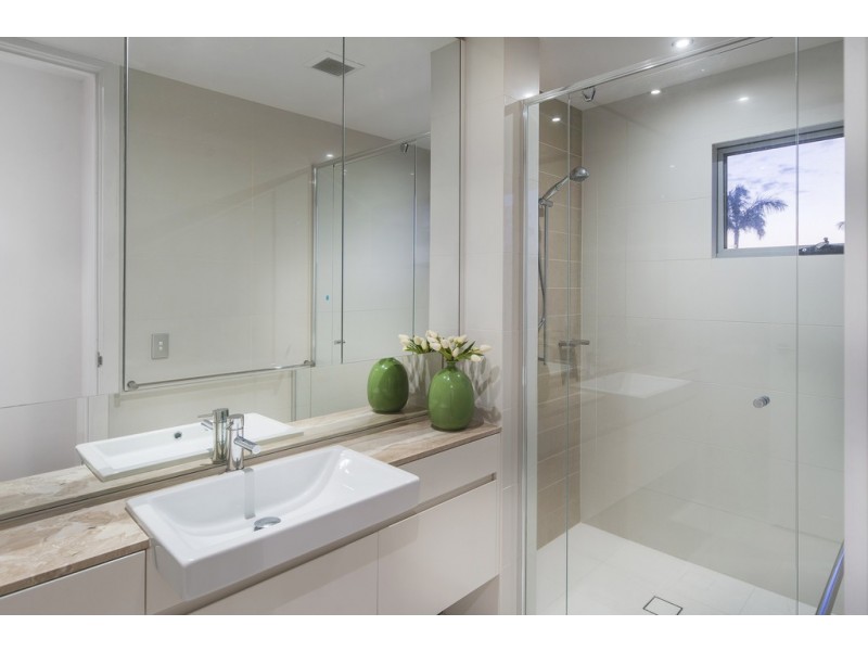 7506 The Links Springfield Drive, Hope Island QLD 4212