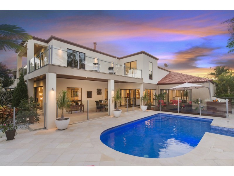 1094 Beechwood Drive, Hope Island QLD 4212