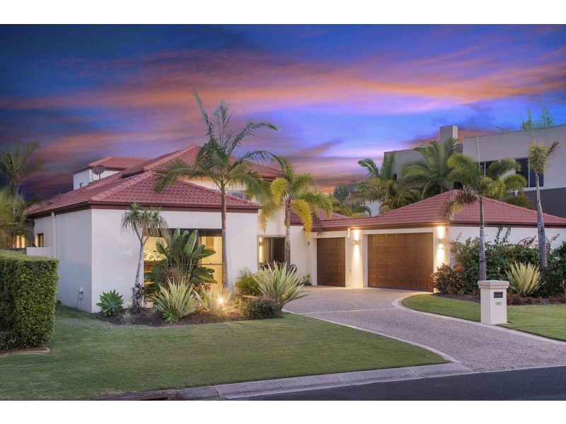 1094 Beechwood Drive, Hope Island QLD 4212