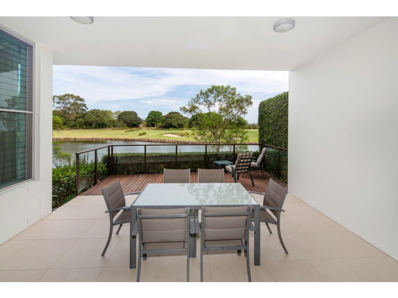 7519 The Links, Springfield Drive, Hope Island QLD 4212