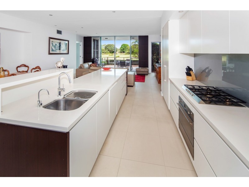 7519 The Links, Springfield Drive, Hope Island QLD 4212