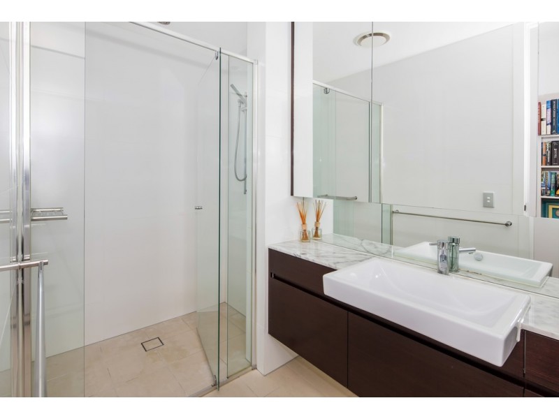 7519 The Links, Springfield Drive, Hope Island QLD 4212