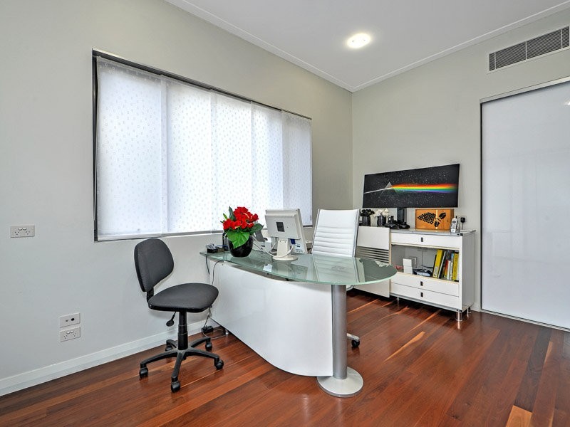 5250 Marine Drive North, Sanctuary Cove QLD 4212