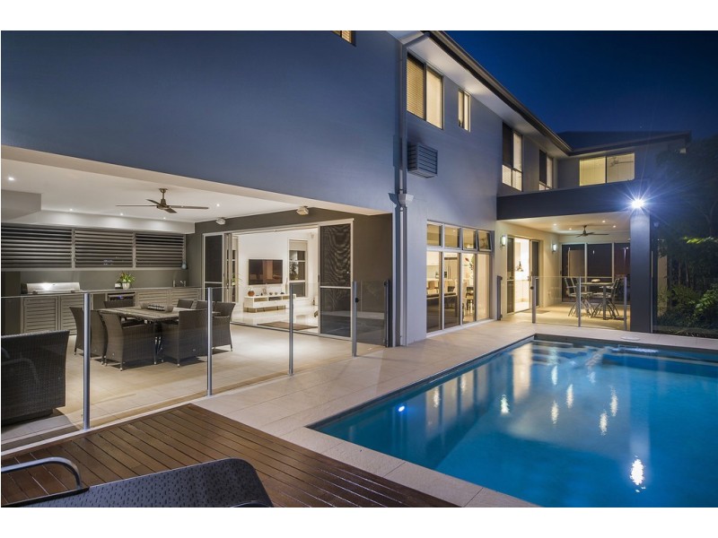 42 Quayside Drive, Helensvale QLD 4212