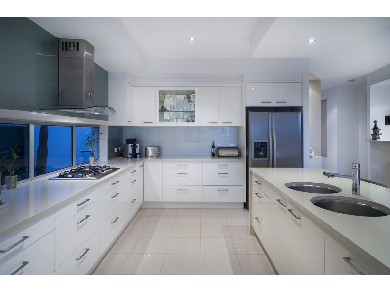 42 Quayside Drive, Helensvale QLD 4212