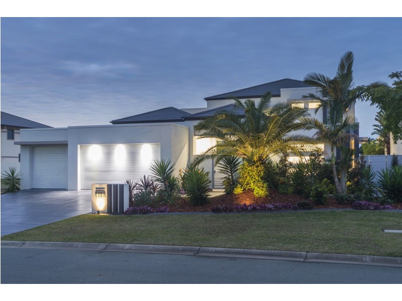2602 Gracemere Cct North, Hope Island QLD 4212