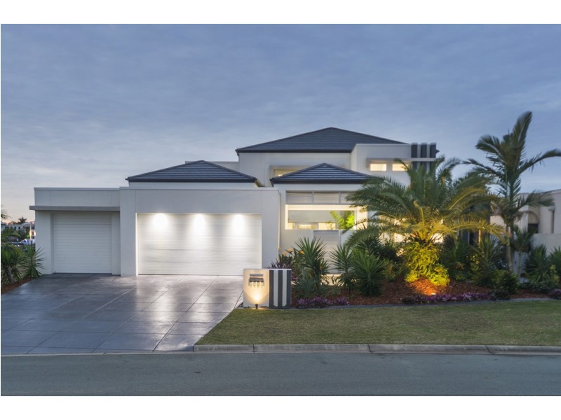 2602 Gracemere Cct North, Hope Island QLD 4212