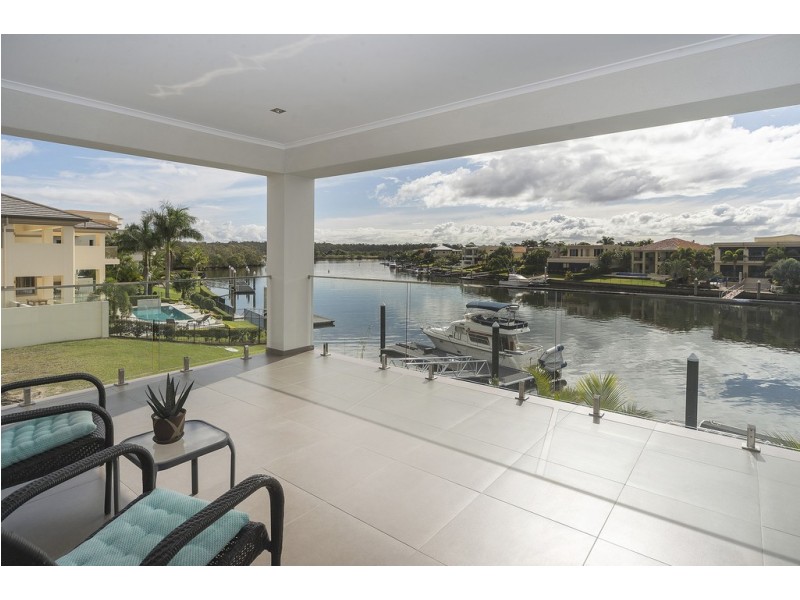 2602 Gracemere Cct North, Hope Island QLD 4212