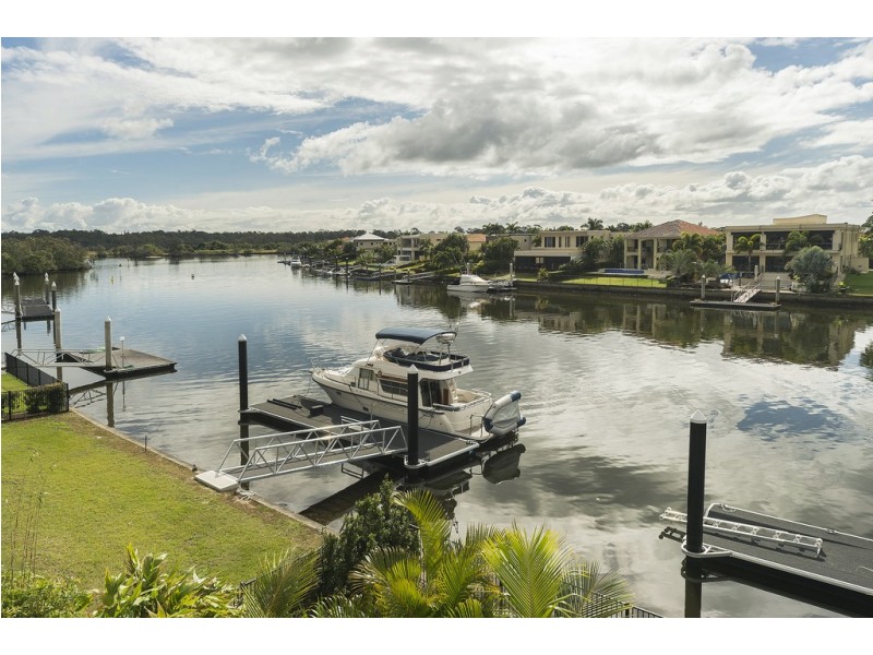 2602 Gracemere Cct North, Hope Island QLD 4212