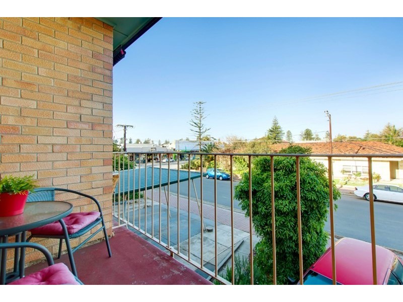 8/44 Broadway, Glenelg South SA 5045