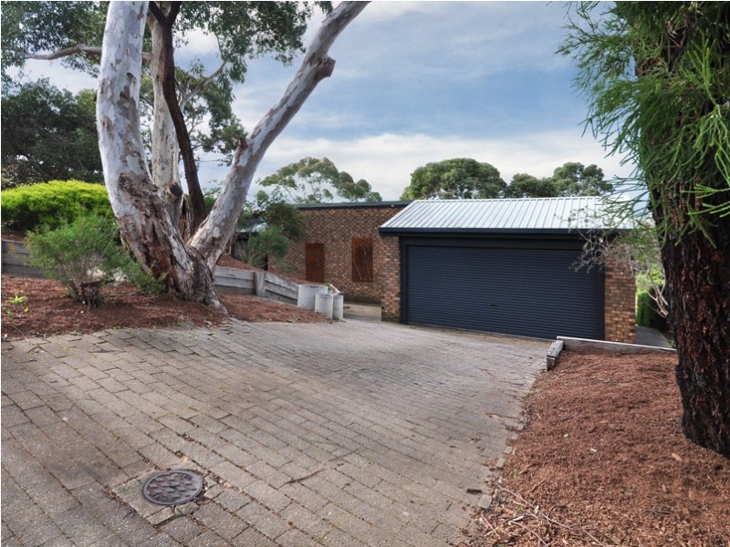 11 Ross Court, Coromandel Valley SA 5051