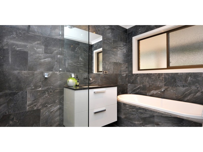 16 Nioka Drive, Ironbank SA 5153