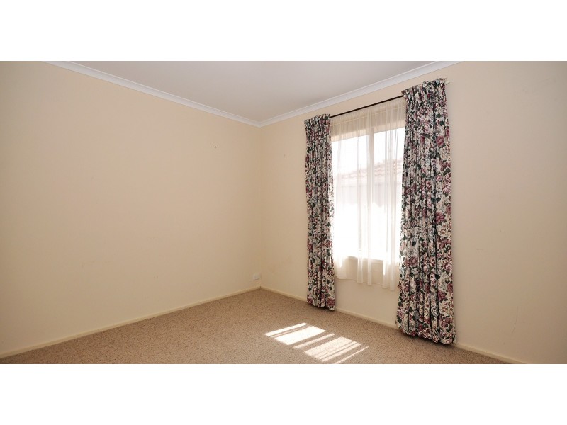 11 Ebony Court, Woodcroft SA 5162