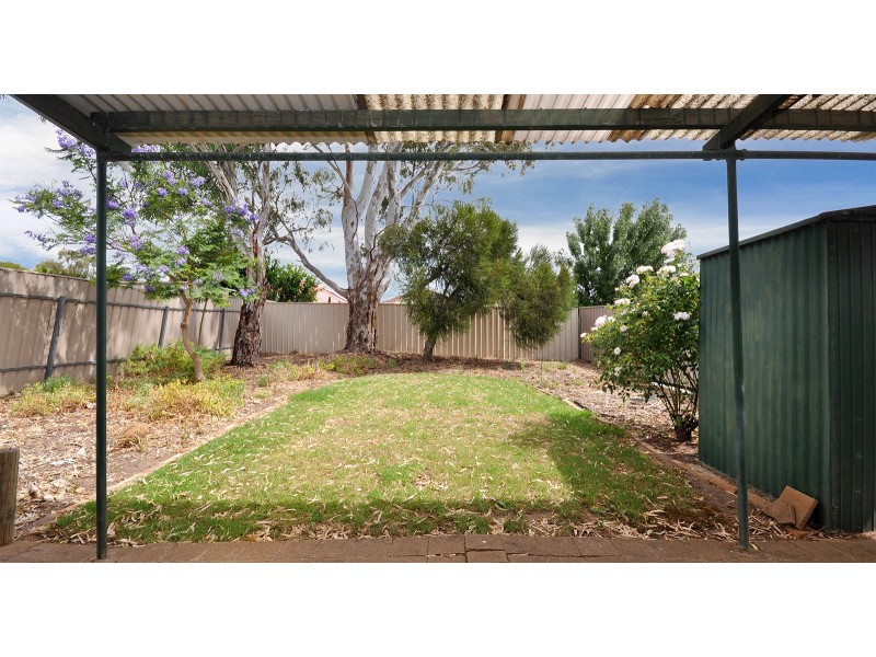 11 Ebony Court, Woodcroft SA 5162