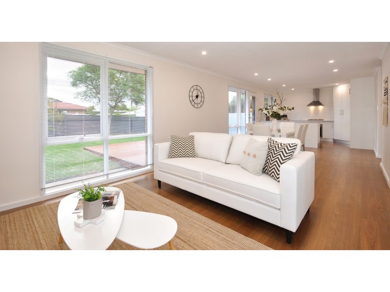 1 Holroyd Court, Morphett Vale SA 5162