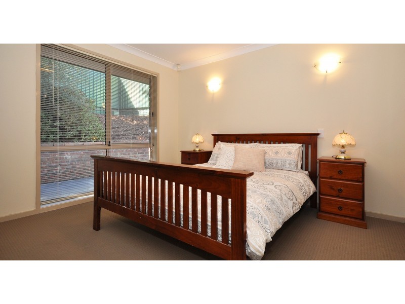 2 Cranbourne Drive, O’halloran Hill SA 5158