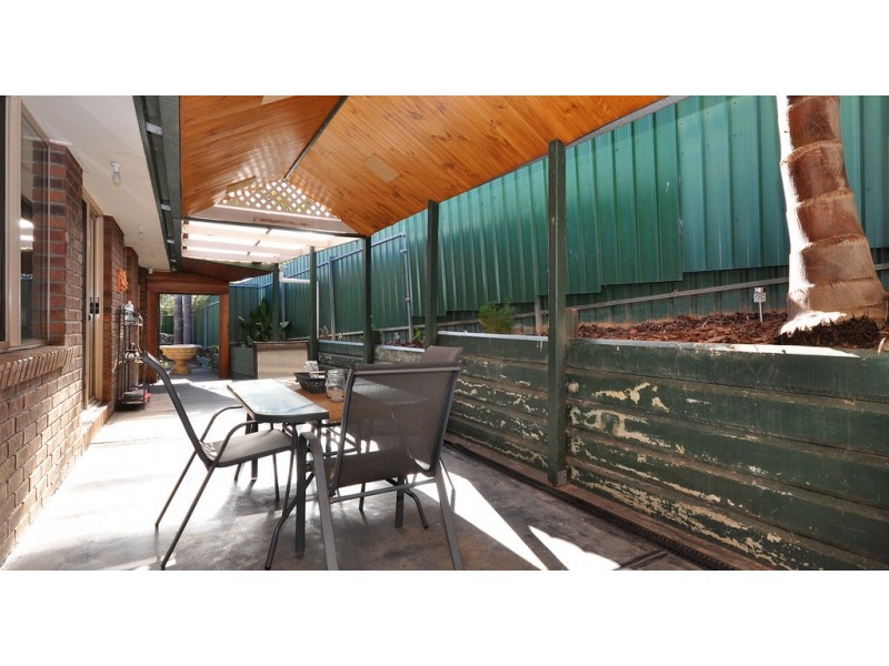 2 Cranbourne Drive, O’halloran Hill SA 5158