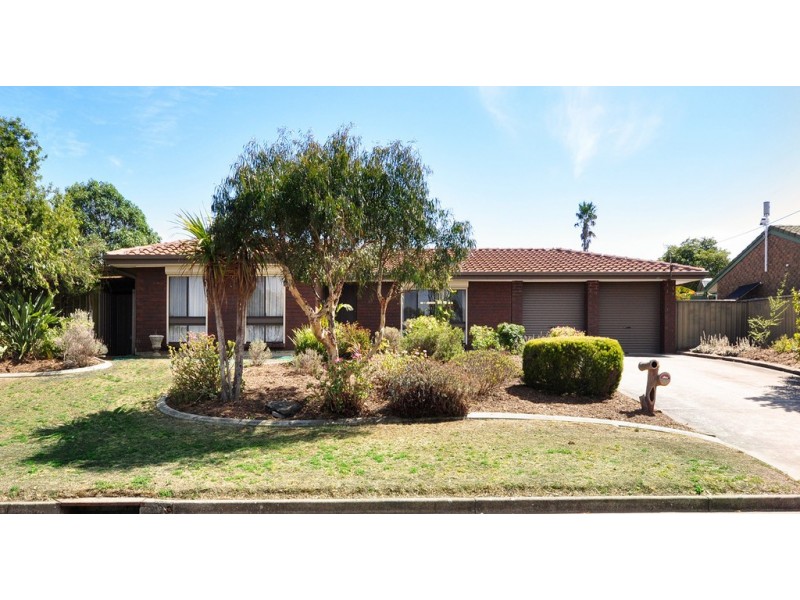 13 Tolcairn Crescent, Flagstaff Hill SA 5159