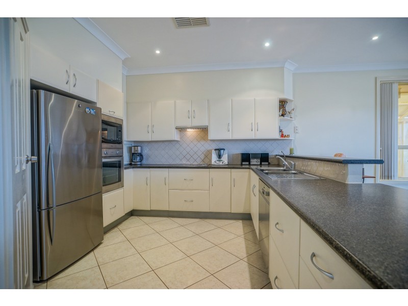 82 Gilmore Crescent, Wallaroo SA 5556