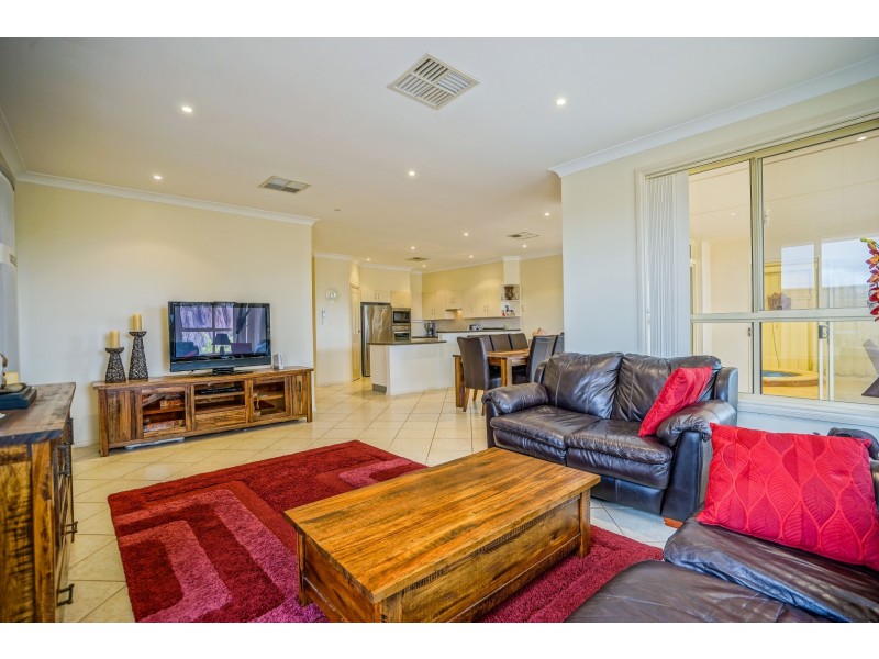 82 Gilmore Crescent, Wallaroo SA 5556