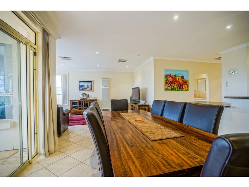 82 Gilmore Crescent, Wallaroo SA 5556