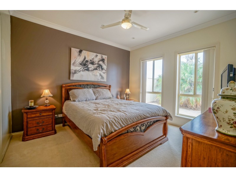 82 Gilmore Crescent, Wallaroo SA 5556