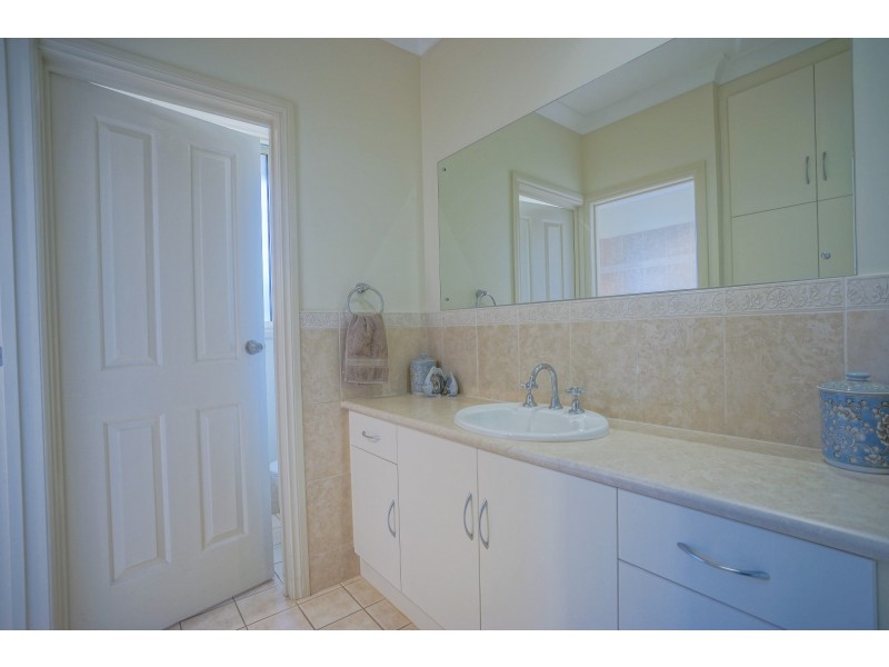 82 Gilmore Crescent, Wallaroo SA 5556