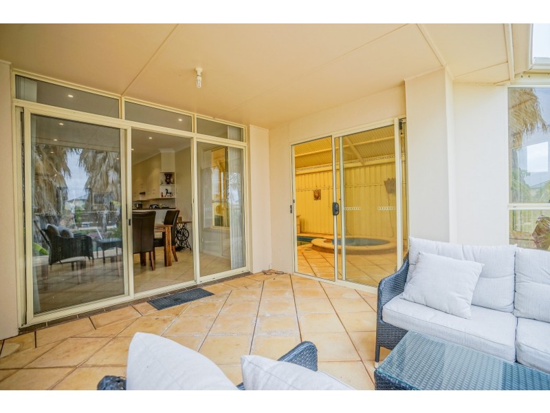 82 Gilmore Crescent, Wallaroo SA 5556