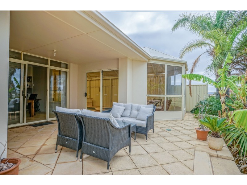 82 Gilmore Crescent, Wallaroo SA 5556