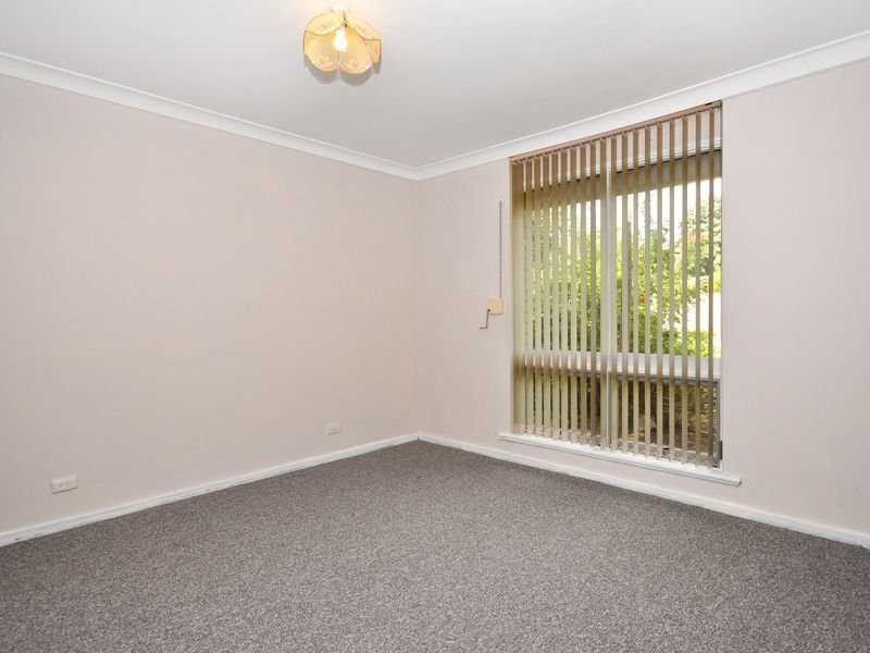 16 Jennifer Drive, Happy Valley SA 5159