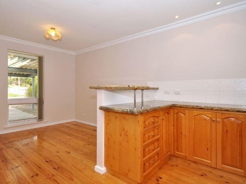 16 Jennifer Drive, Happy Valley SA 5159