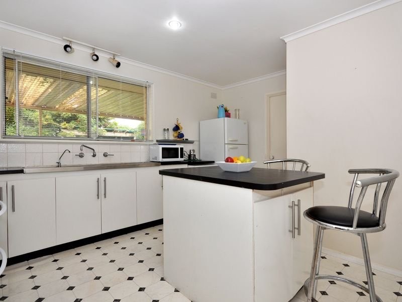 12 Tongan Way, Happy Valley SA 5159