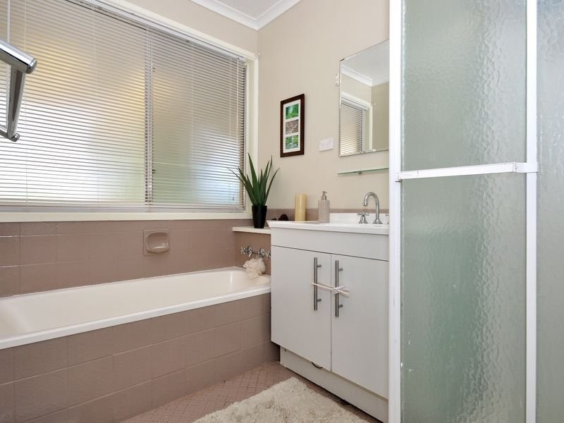 12 Tongan Way, Happy Valley SA 5159